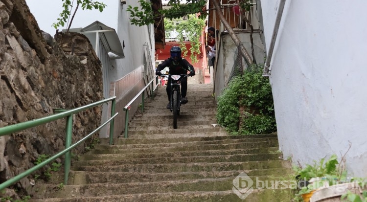Bursa'da adrenalin dolu yarış nefes kesti