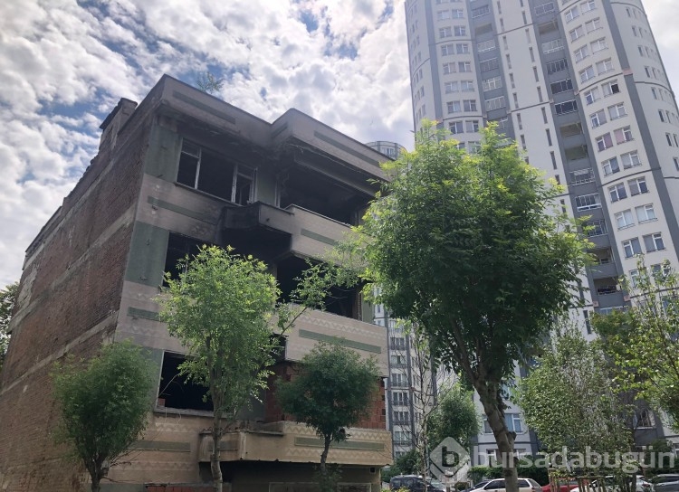 Bursa'da bir mahallenin uykularını kaçıran bina!