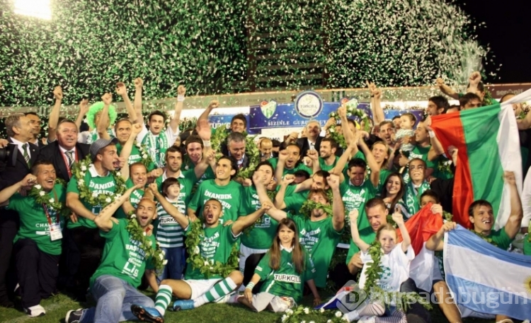Tarihte bugün: Bursaspor Süper Lig şampiyonu oldu