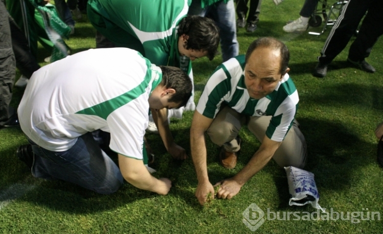 Tarihte bugün: Bursaspor Süper Lig şampiyonu oldu