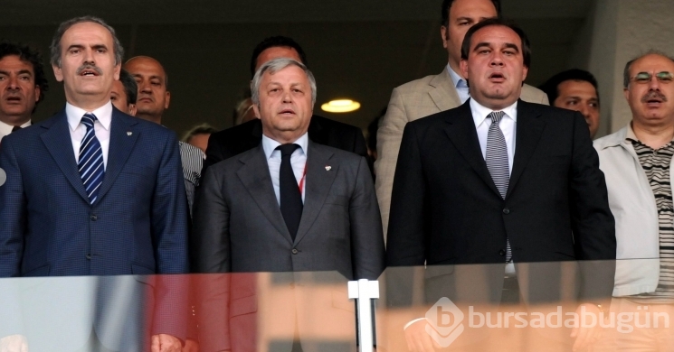 Tarihte bugün: Bursaspor Süper Lig şampiyonu oldu