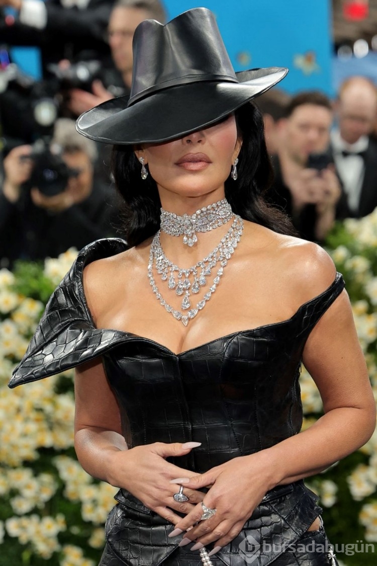 Kim Kardashian avukat oluyor! Hukuk fakültesini 6 yılda bitirdi