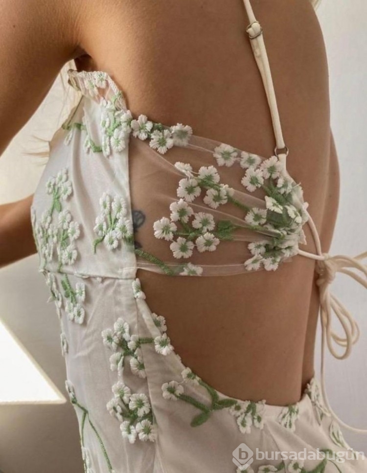 2025 yazında bunlar moda! Bu yaz herkesin üzerinde sık sık göreceğimiz parçalar