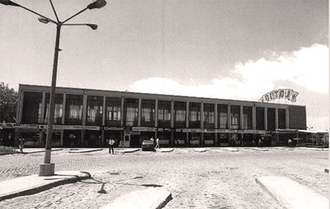 Bursa'nın hatıralarla dolu garajı!