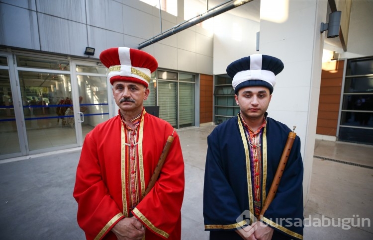 Bursa'da babalar ve oğulları, katıldıkları birçok etkinlikte aynı sahneyi paylaşıyor