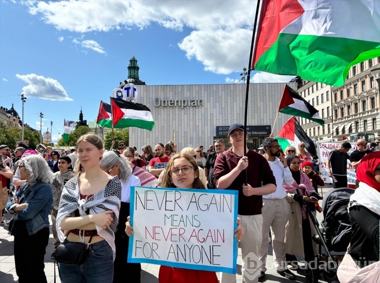İsveç'te İsrail'in Gazze'ye yönelik saldırıları protesto edildi