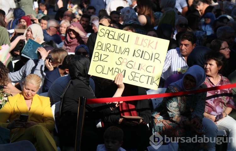 Anne kızın üniversite serüveni bitti! Şimdi meslek hayatı başladı...
