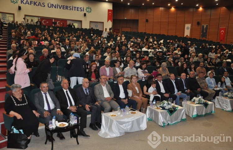 Kars'ta mezuniyet gecesinde kabus! Bir kişi canından oluyordu...