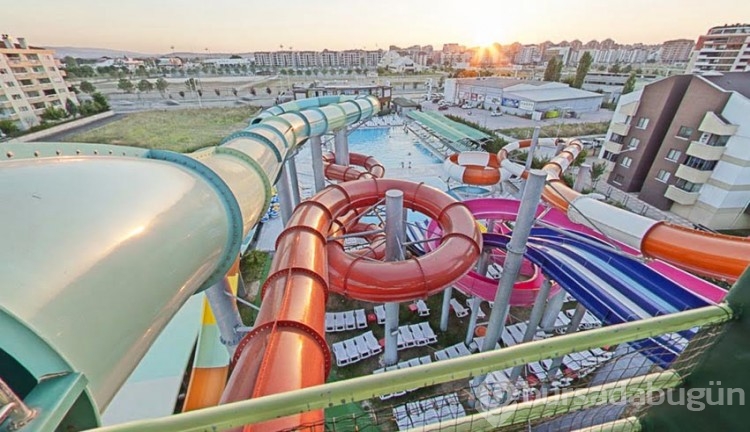 Bursa'da yaza merhaba! Serinlemek için Aqua parklara...