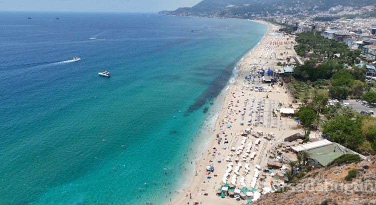 Serinlemek isteyen turistler soluğu orada aldı