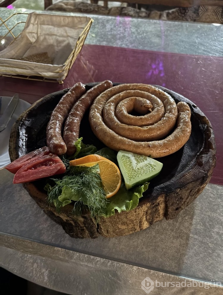 Çok parayla az yemek! Lüks restoranların iştah açmayan sunumları... 
