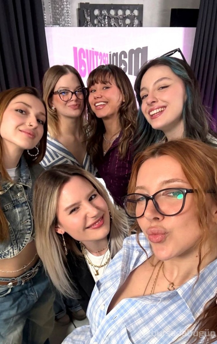 Bu kızlar sıradan değil: Türkiye'nin yeni pop imzası 'Manifest' hakkında her şey!