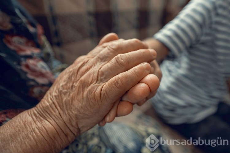 100 yılı geride bırakan doktordan sağlıklı yaşam sırrı! İşte 7 altın kural... 