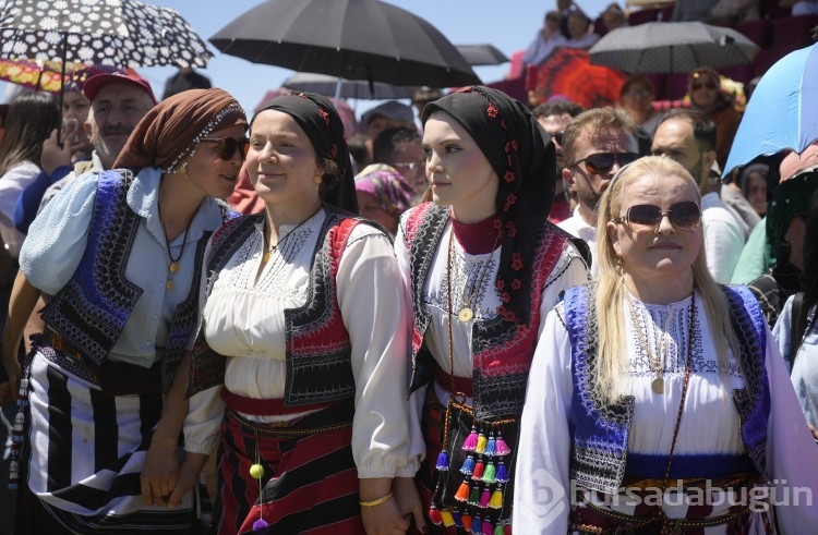  Karadeniz'in eşsiz yaylasında büyük coşku! Bu yıl da binlerce kişi toplandı...