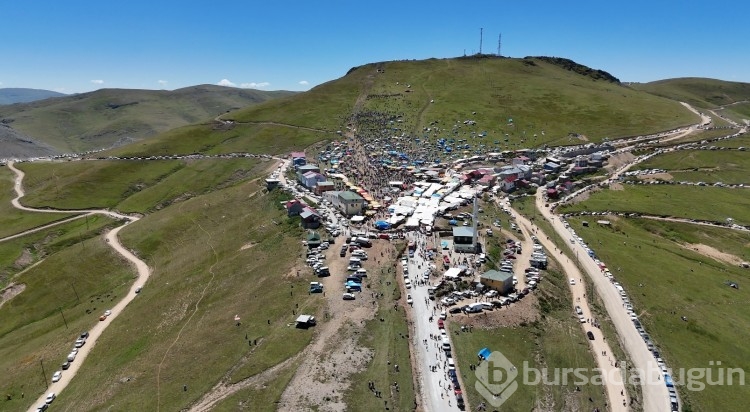  Karadeniz'in eşsiz yaylasında büyük coşku! Bu yıl da binlerce kişi toplandı...
