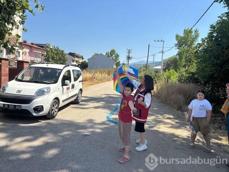 Uçurtma can yaksada, kaymakam sevindirdi