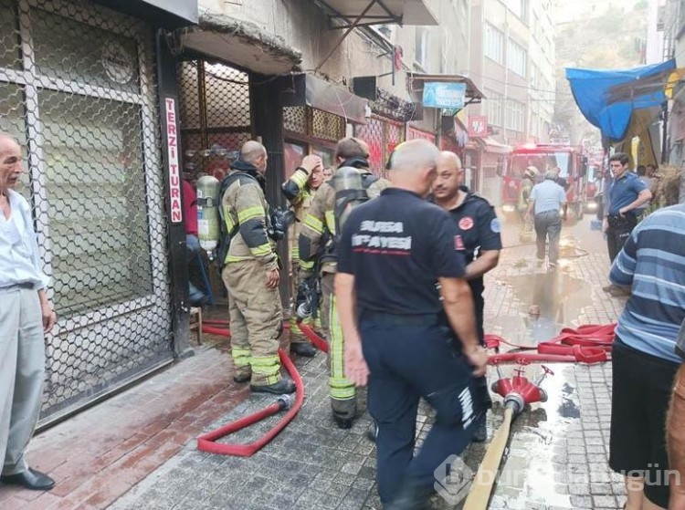 Yangından zar zor kurtuldu!