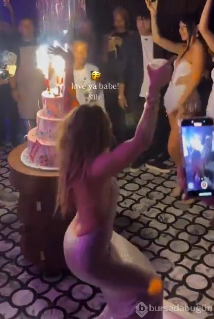 Jennifer Lopez yeni yaşını çok hareketli kutladı!