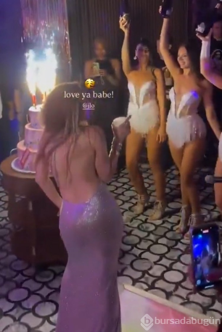 Jennifer Lopez yeni yaşını çok hareketli kutladı!