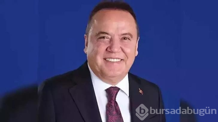 Muhittin Böcek hastaneye kaldırıldı