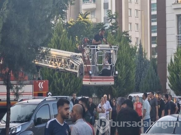 Anne ve çocuklarının öldüğü yangında 18 şüpheli!