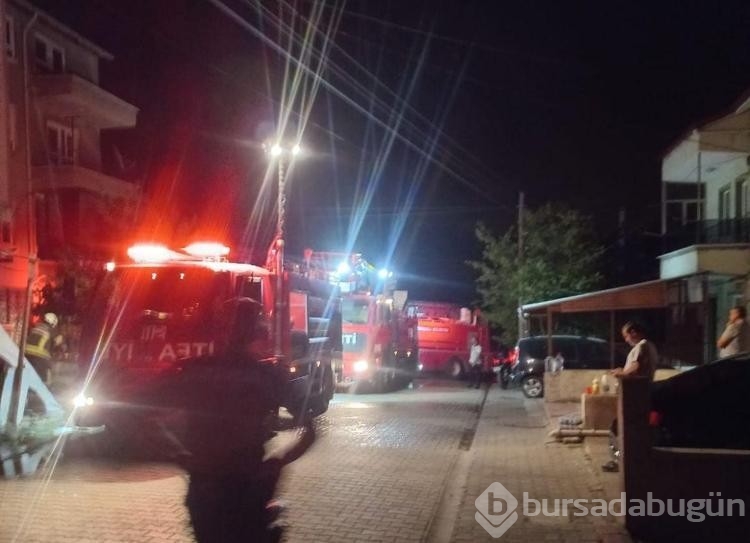Ekmek fırınında patlama oldu! Bazı kişiler dumandan etkilendi