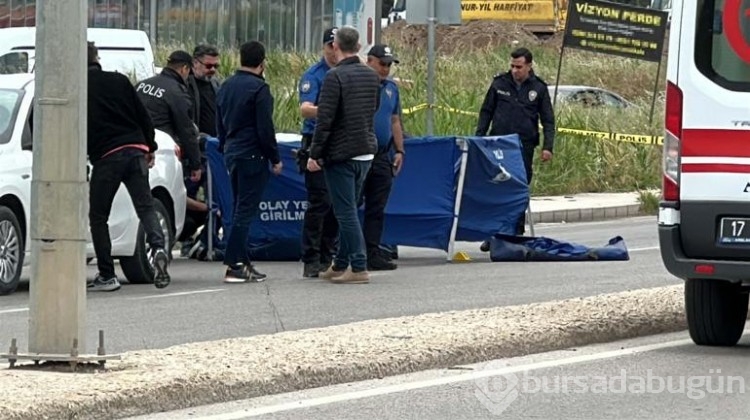 Eşini yolun ortasında silahla öldüren adama müebbet hapis istemi!