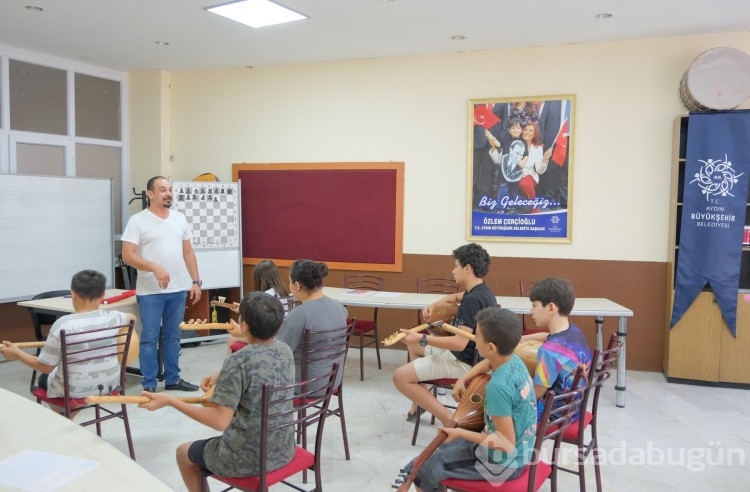 Gençlere kültürel destek