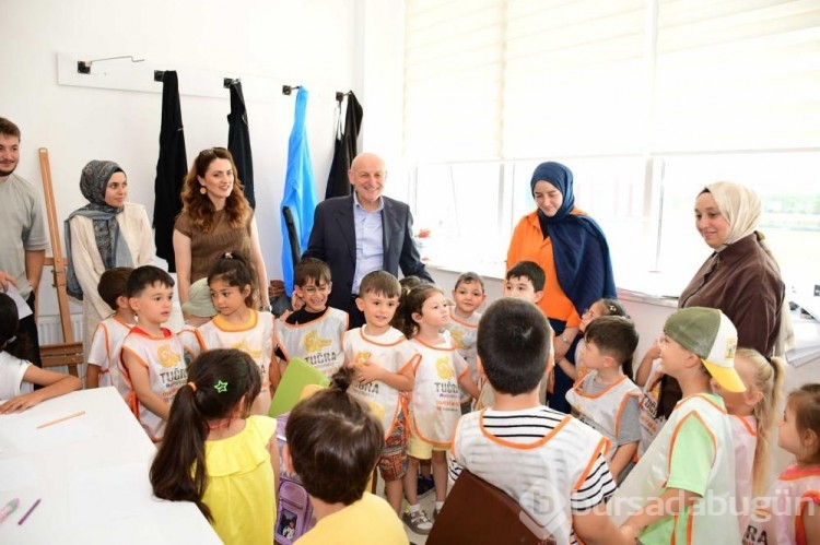 Bin 350 çocuk yaz okullarında hem eğleniyor hem öğreniyor
