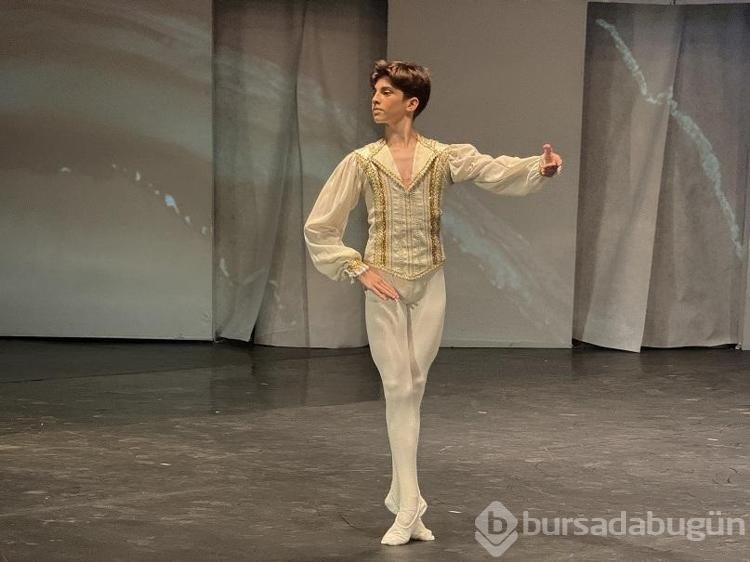 Bodrum'da genç yetenekler bale gecesi