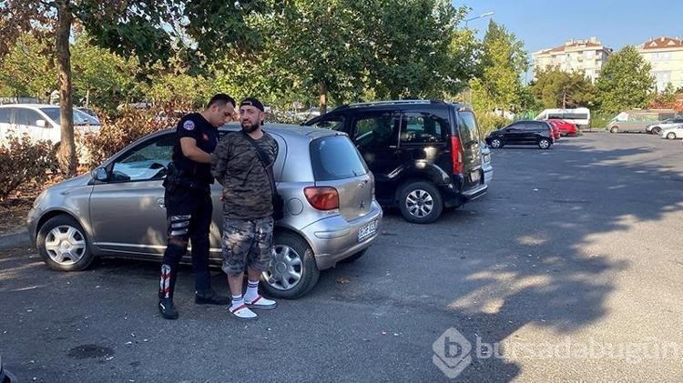 Tartıştığı arkadaşını bacağından vurdu! Polisi arayıp kendini ihbar etti...