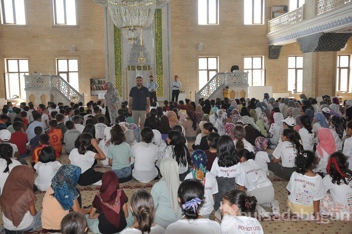 800 öğrenci camide buluştu