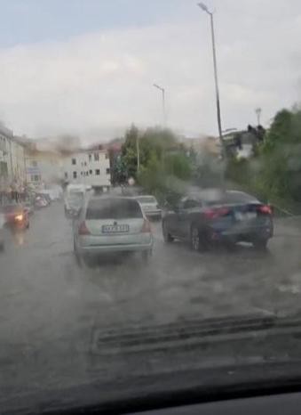 Kayseri'de sağanak yağmur etkili oldu!