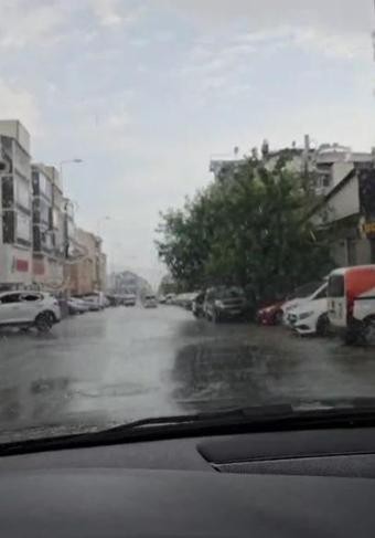 Kayseri'de sağanak yağmur etkili oldu!