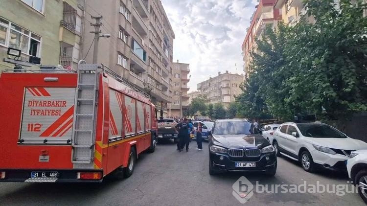 Kolonu çatlayan bina tahliye edildi!