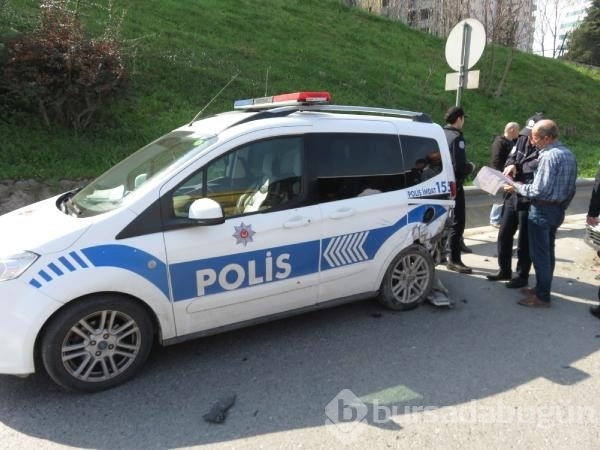 Minibüs ile duvar arasında sıkıştı!