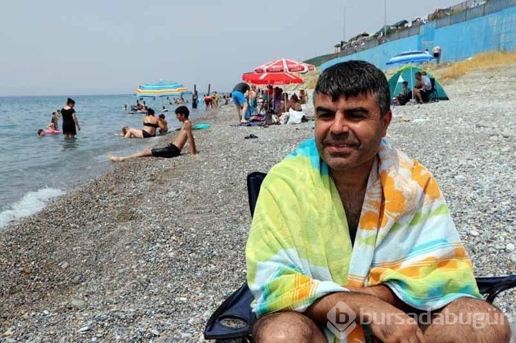 Van'da serinlemek isteyenler Van Gölü'ne akın ediyor!
