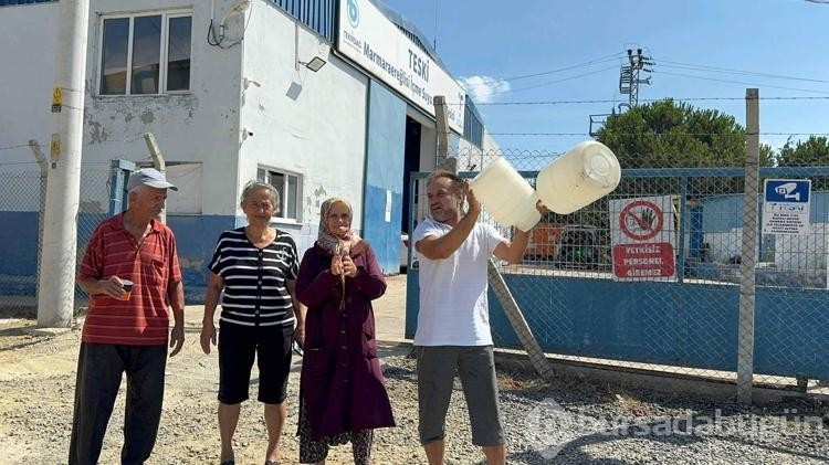 Sular kesildi! Çözümü çeşmelerde buldular