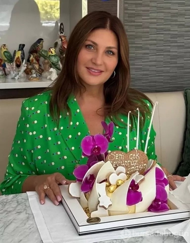 Sibel Can'a doğum günü sürprizi!