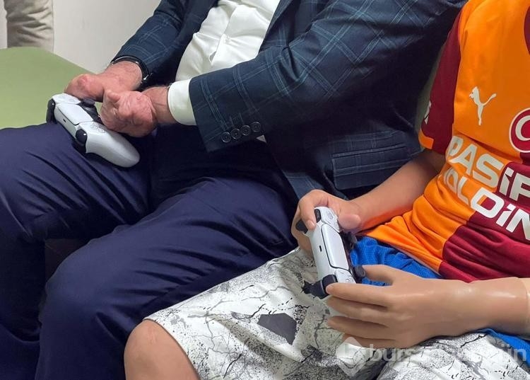 Protez kol takılarak hayalini gerçekleştirdi