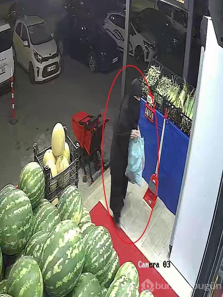Manav'a şaşırtan bir şey bıraktı