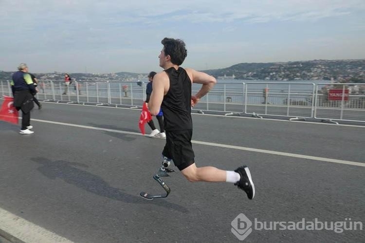 Paralimpik sporcu engelli insanlara umut oldu!