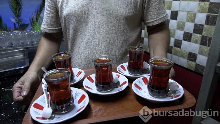 Demli çay böbrek taşı riskini arttırıyor! Uzmanların önerisi ise şunlar...