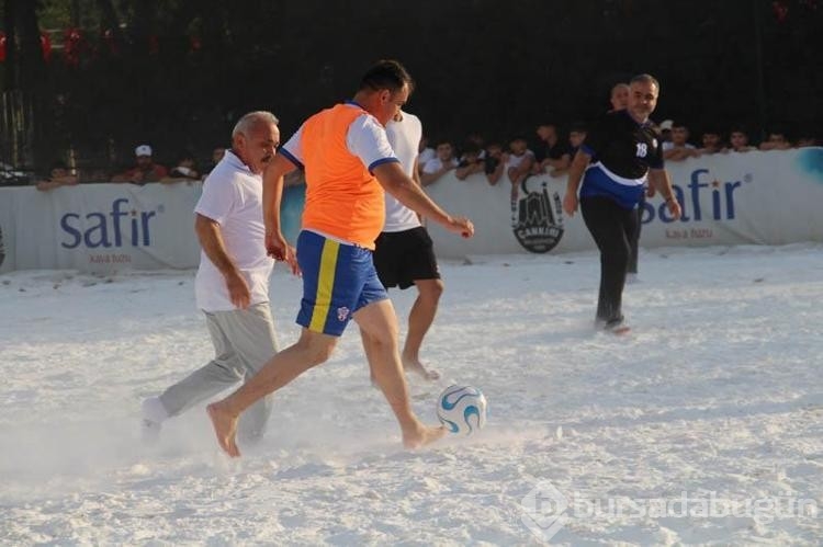 Çankırı tuz Festivali'nde tuz zeminde futbol turnuvası düzenlendi