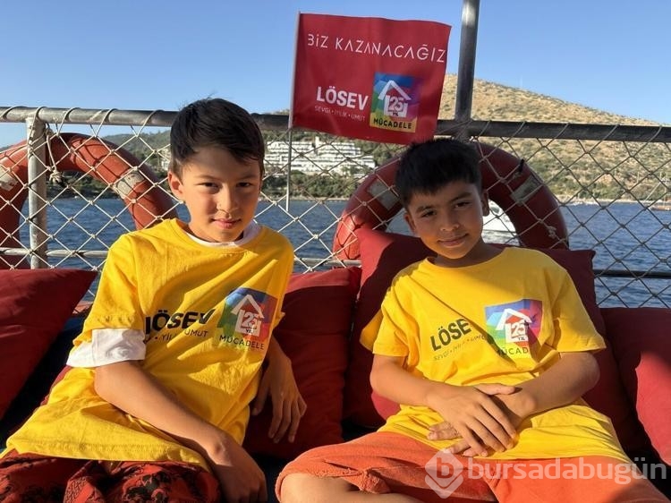 Lösemiyi yenen ikizler LÖSEV tatil köyünde yeniden umut buldu