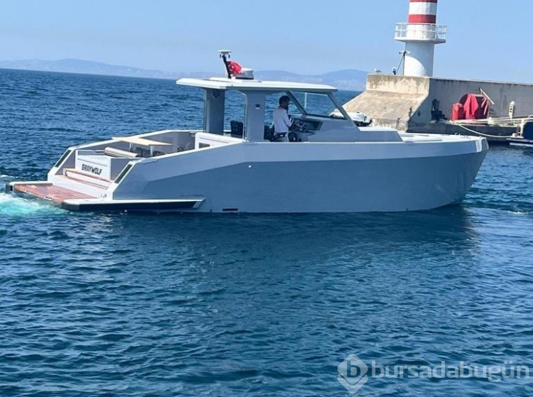 İş insanın teknesi parçalanmış halde bulundu
