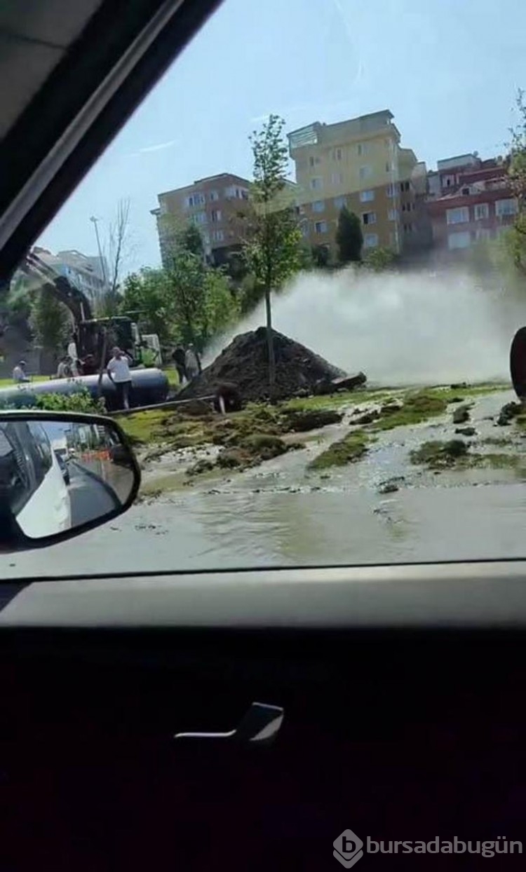 İSKİ çalışma sırasında isale borusu patladı