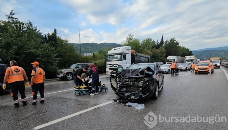 TEM Otoyolu'nda zincirleme kaza!