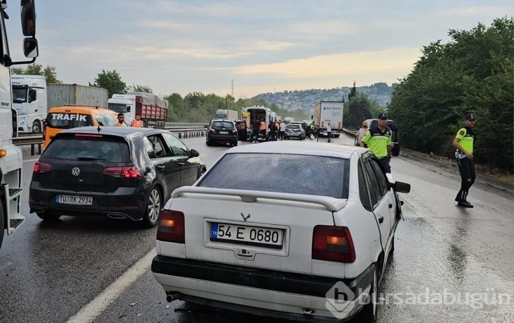 TEM Otoyolu'nda zincirleme kaza!