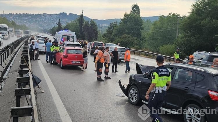 TEM Otoyolu'nda zincirleme kaza!